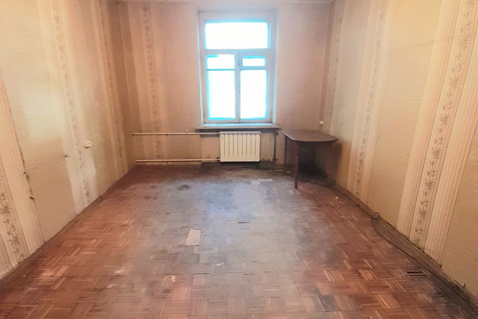 Продаётся комната в 2-комн. квартире, 17 м²