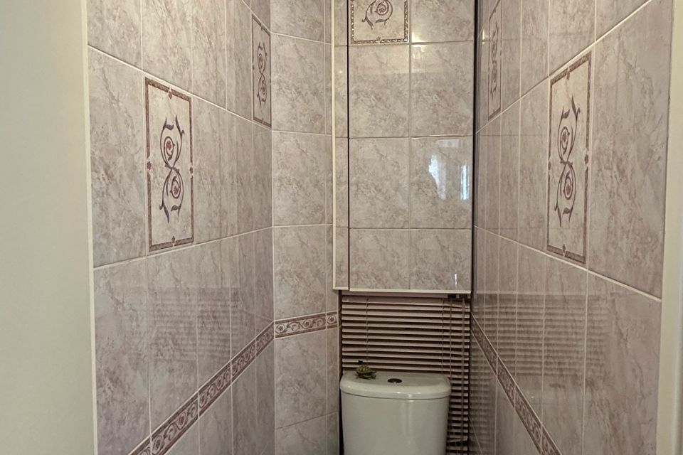 Продаётся 4-комнатная квартира, 61 м²