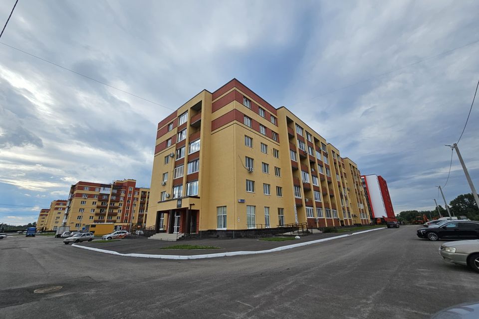 Продаётся 1-комнатная квартира, 41.1 м²