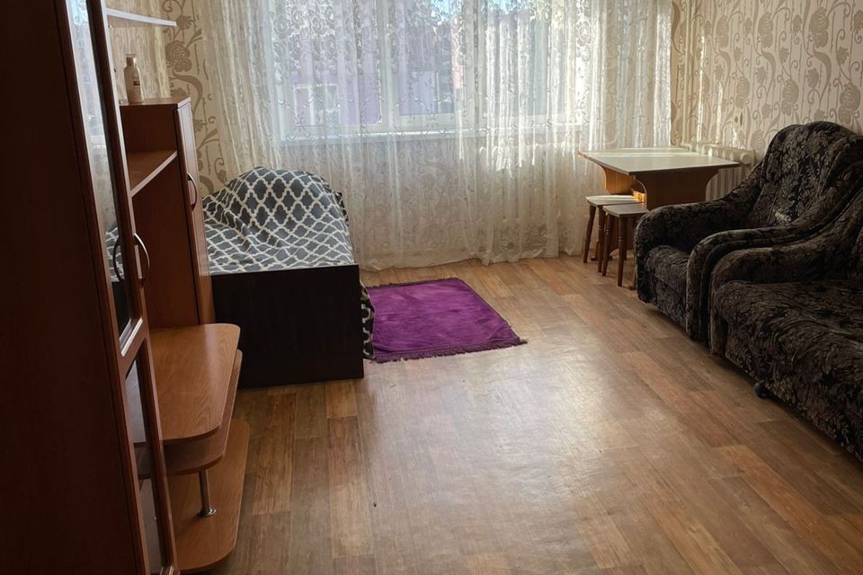 Сдаётся 1-комнатная квартира, 40 м²