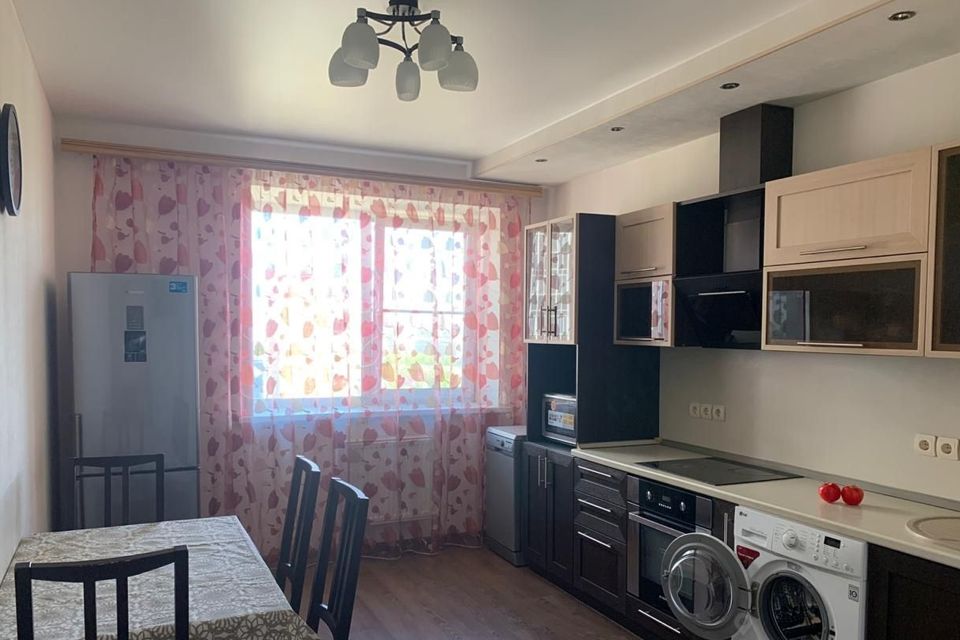 Сдаётся 3-комнатная квартира, 86 м²