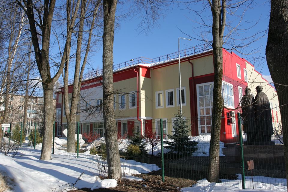 Продаётся 3-комнатная квартира, 57.7 м²