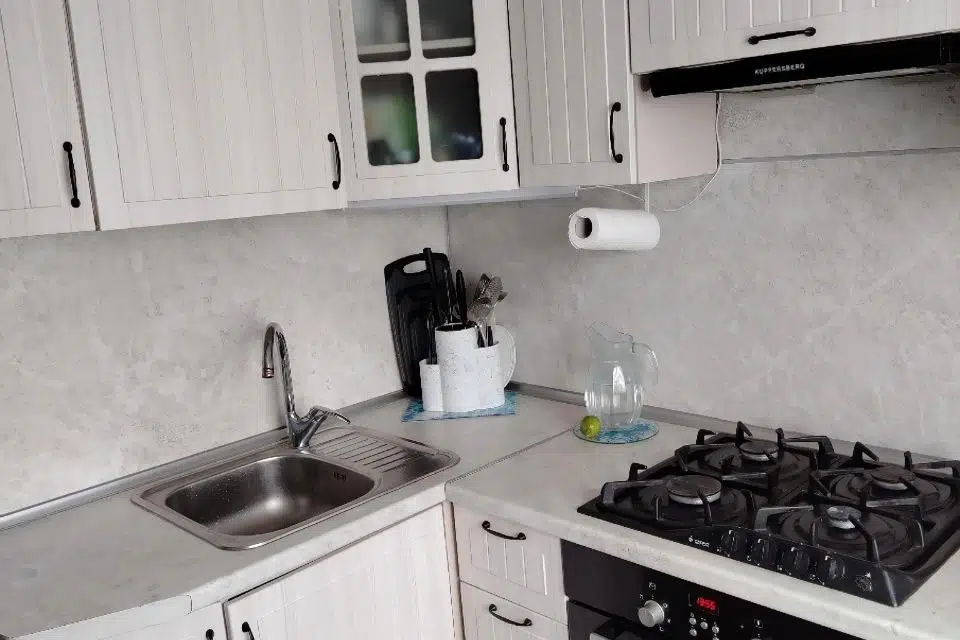Продаётся 4-комнатная квартира, 62.6 м²