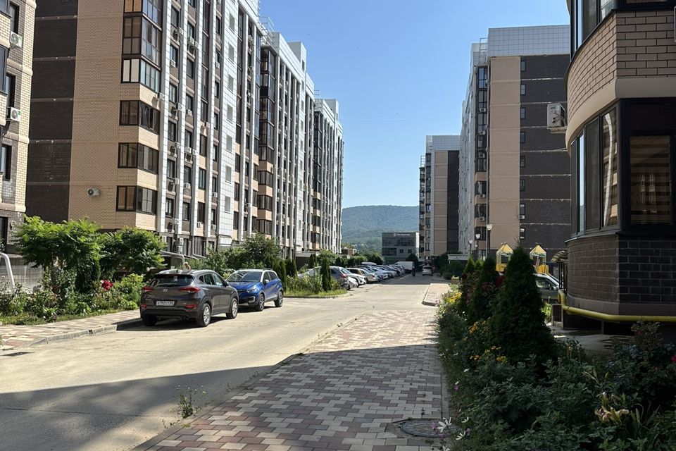 Продаётся 2-комнатная квартира, 57.4 м²