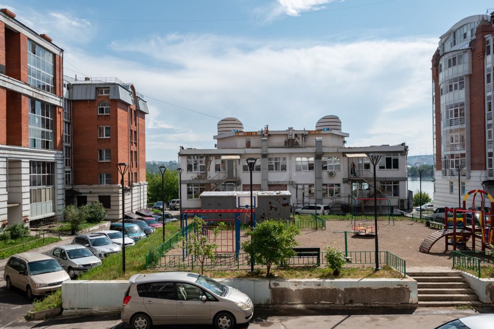 Продаётся 3-комнатная квартира, 79.2 м²