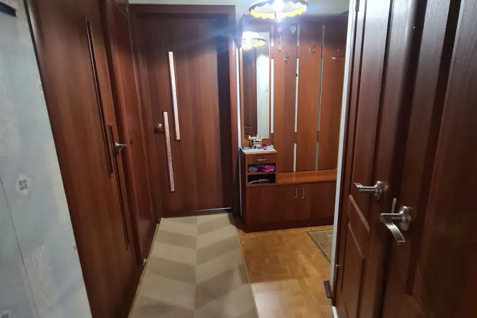 Продаётся 3-комнатная квартира, 63.4 м²