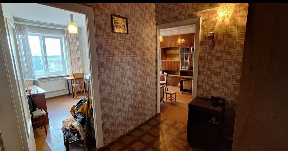 Продаётся 4-комнатная квартира, 58 м²