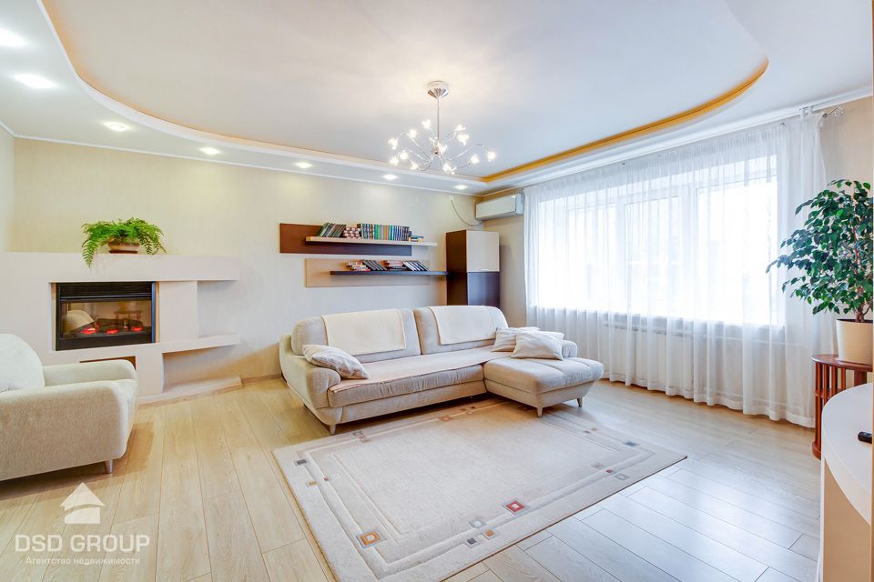 Продаётся 2-комнатная квартира, 81.3 м²