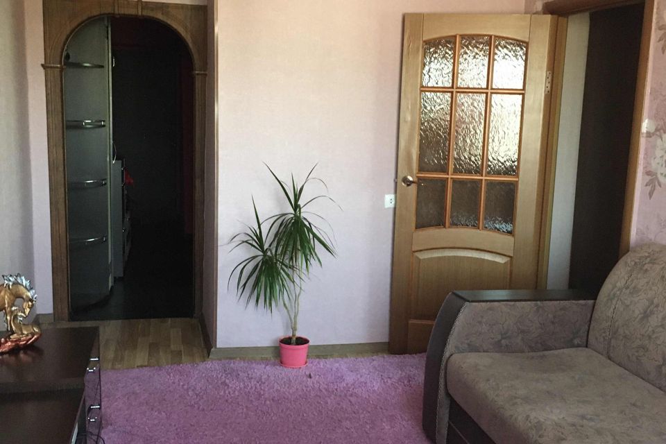 Продаётся 3-комнатная квартира, 49 м²
