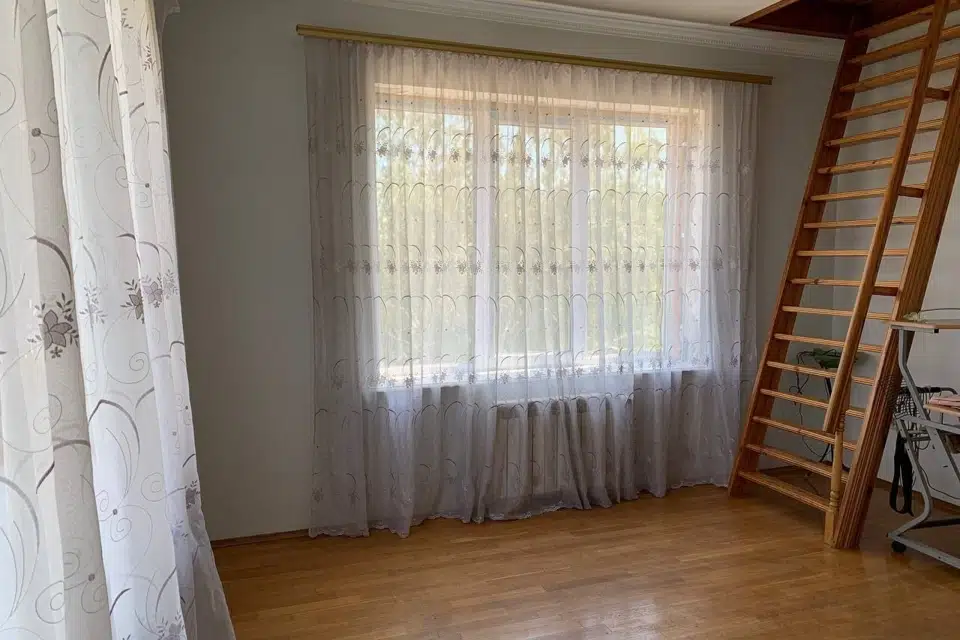 Продаётся 2-этажный дом, 480 м²
