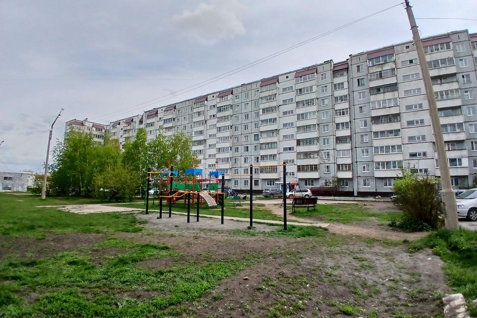Продаётся 4-комнатная квартира, 82.4 м²