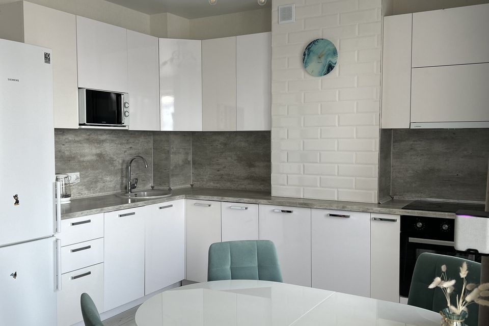 Продаётся 2-комнатная квартира, 62.5 м²