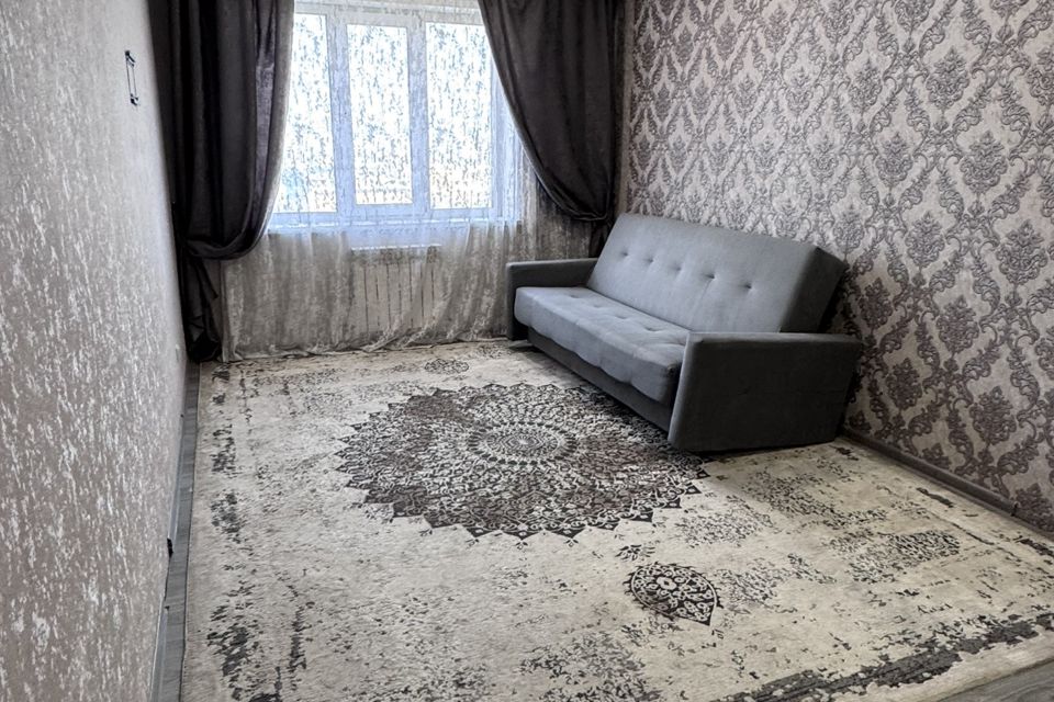 Продаётся 1-комнатная квартира, 37.6 м²