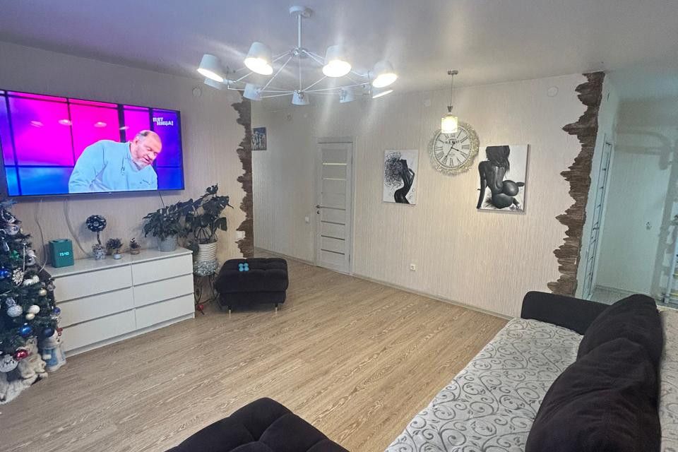 Продаётся 3-комнатная квартира, 88.2 м²