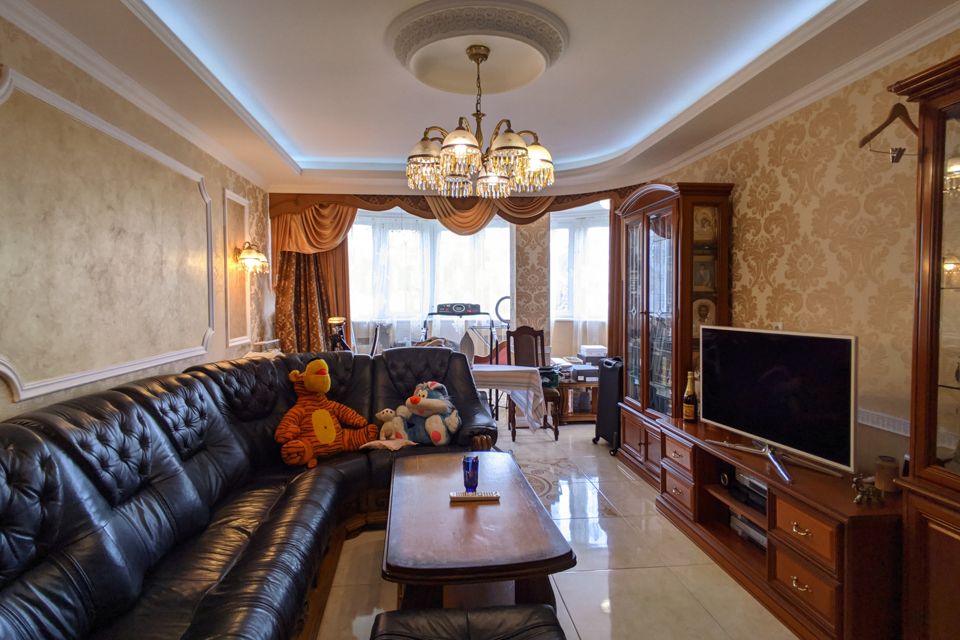 Продаётся 3-комнатная квартира, 103.2 м²