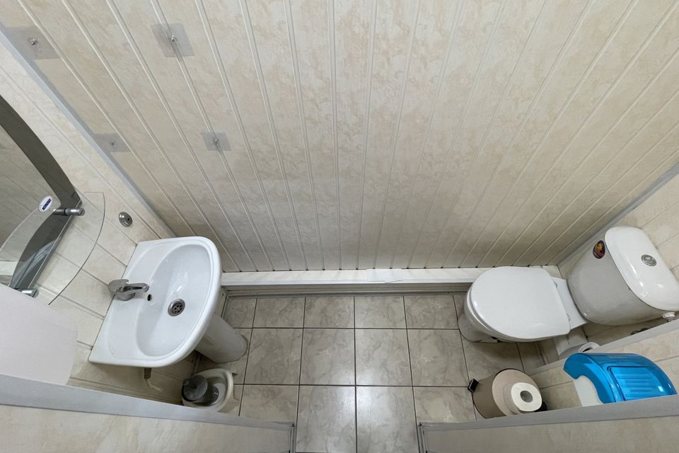 Продаётся 4-комнатная квартира, 163.2 м²