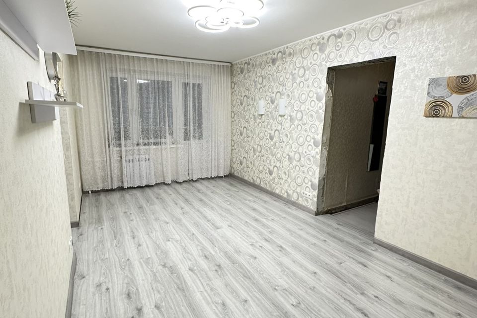 Продаётся 3-комнатная квартира, 52.2 м²