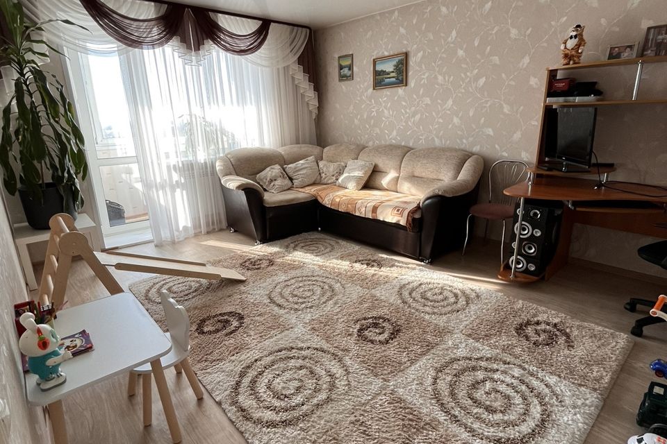 Продаётся 3-комнатная квартира, 60.8 м²