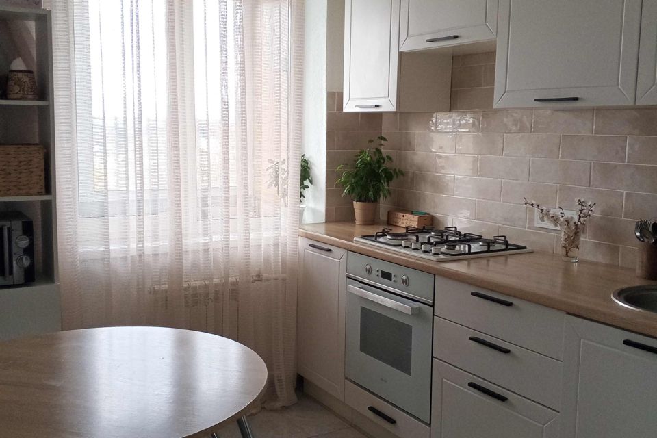 Продаётся 2-комнатная квартира, 53 м²
