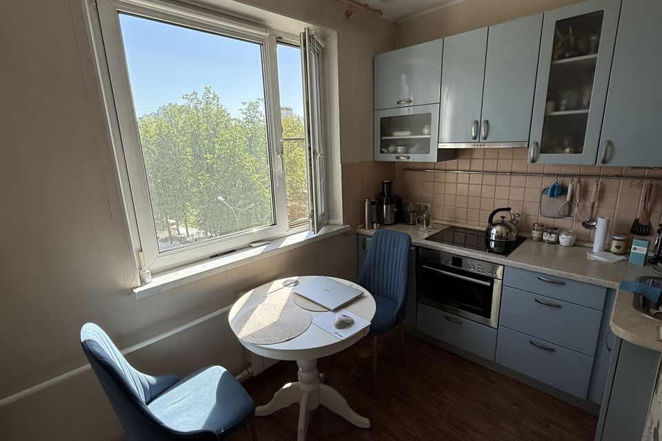 Продаётся 1-комнатная квартира, 37.5 м²