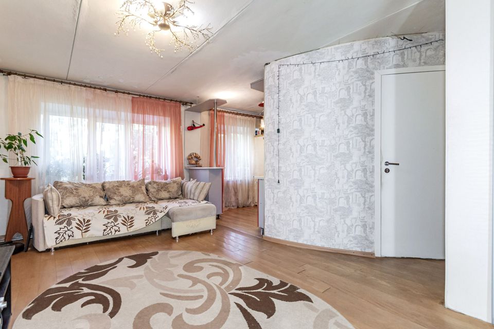 Продаётся 2-комнатная квартира, 42.1 м²