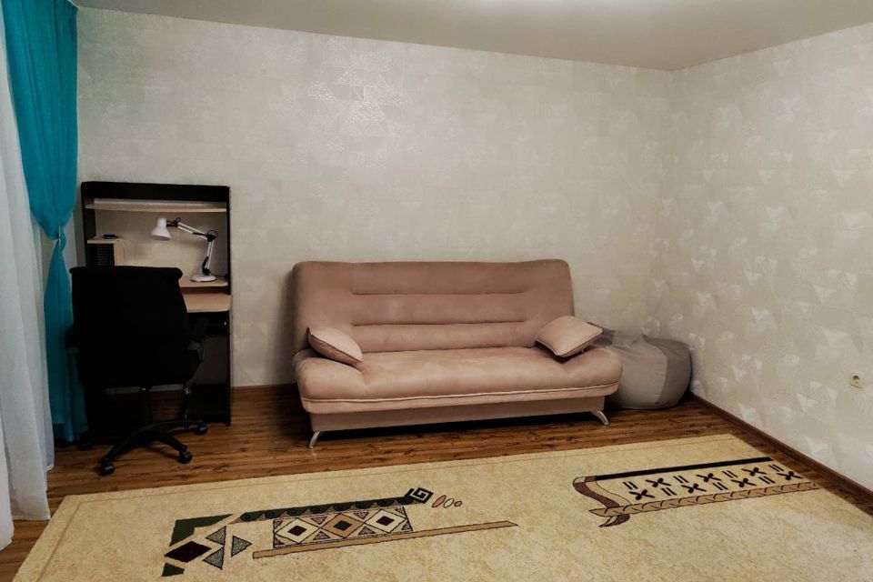 Сдаётся 2-комнатная квартира, 60 м²