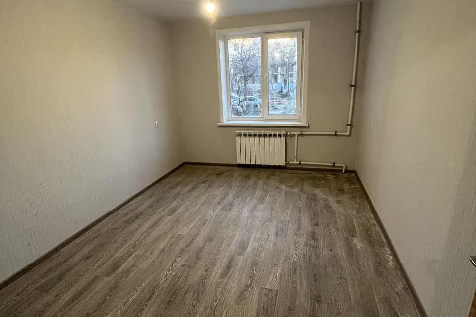 Продаётся 3-комнатная квартира, 58.9 м²