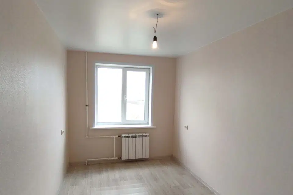 Продаётся 3-комнатная квартира, 51.9 м²
