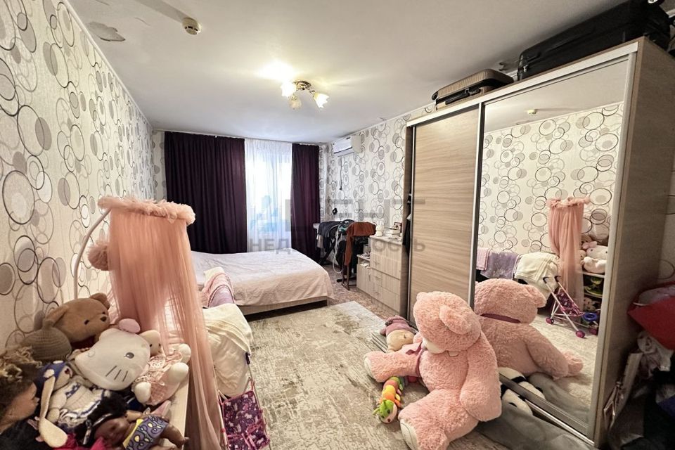 Продаётся 1-комнатная квартира, 50.3 м²