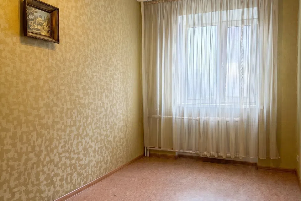Продаётся 3-комнатная квартира, 56 м²
