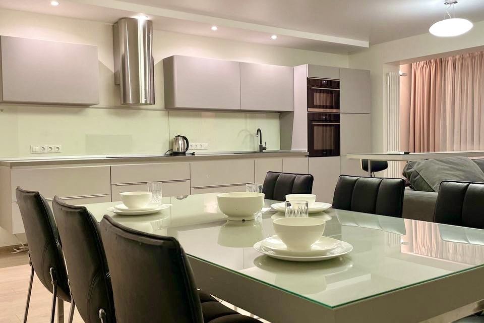 Сдаётся 3-комнатная квартира, 110 м²