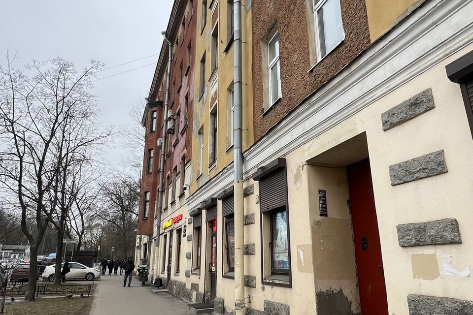 Продаётся 2-комнатная квартира, 70.2 м²