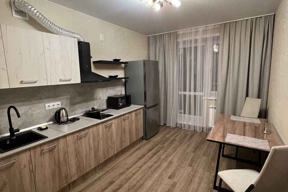 Сдаётся 1-комнатная квартира, 40 м²