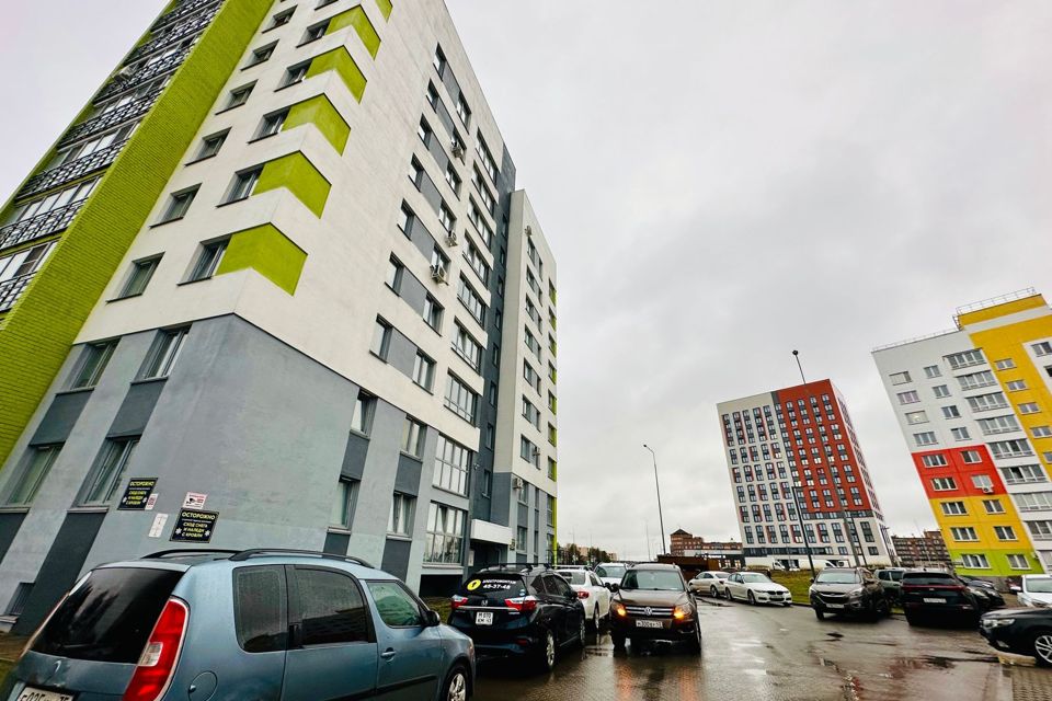Продаётся 2-комнатная квартира, 71.2 м²