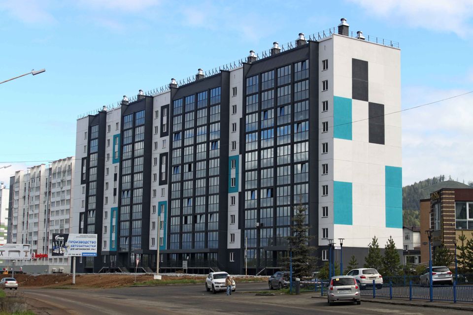 Продаётся 5-комнатная квартира, 93 м²