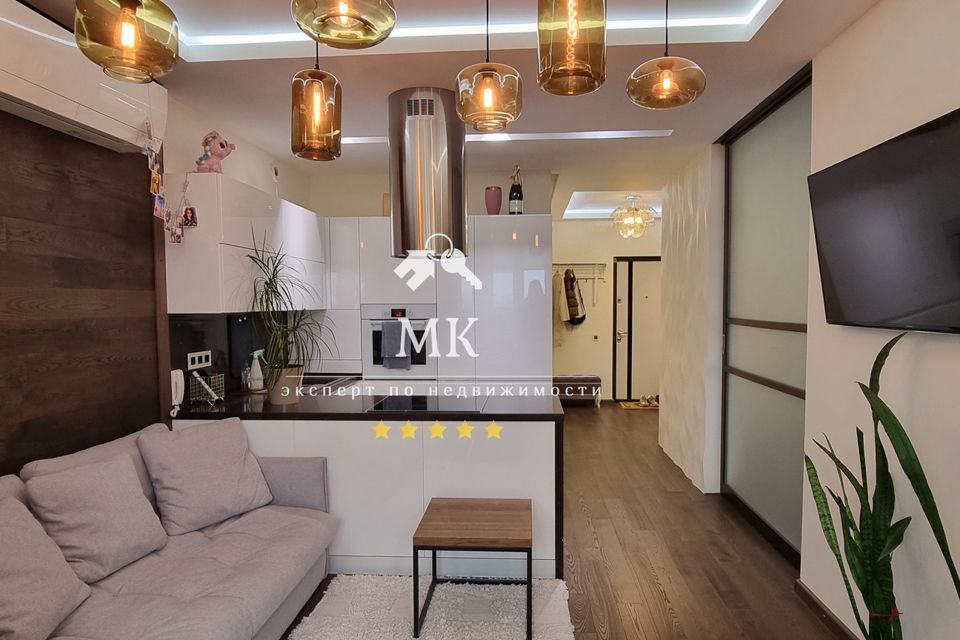 Продаётся 1-комнатная квартира, 43.7 м²