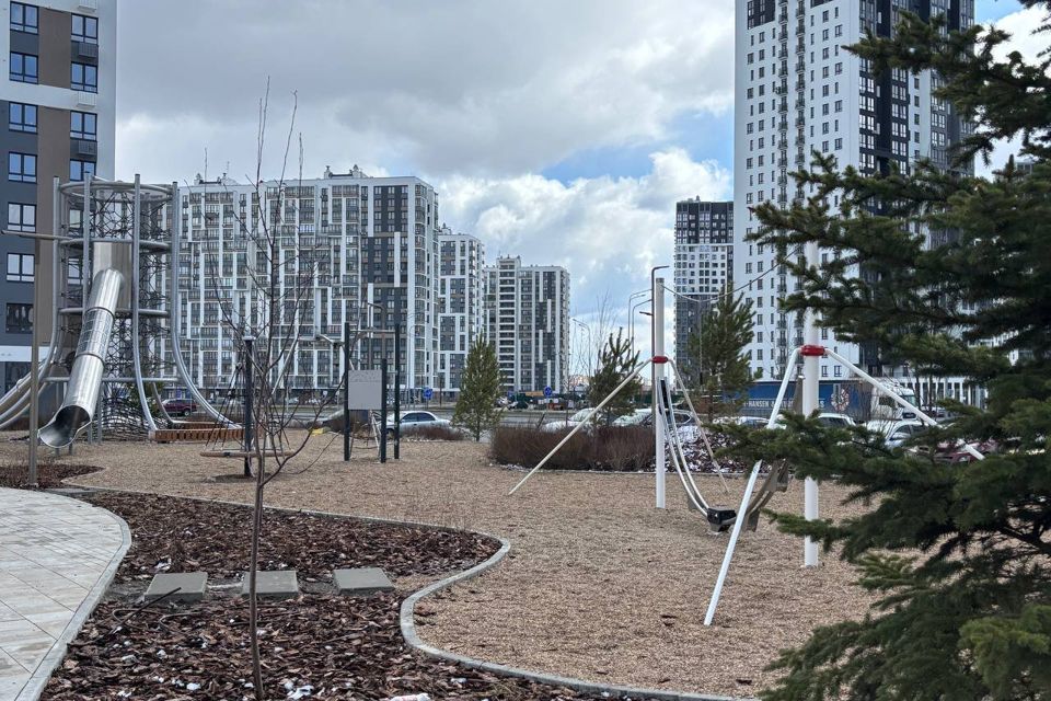 Продаётся 1-комнатная квартира, 43 м²