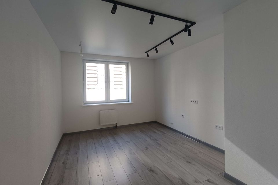 Продаётся 2-комнатная квартира, 63.8 м²