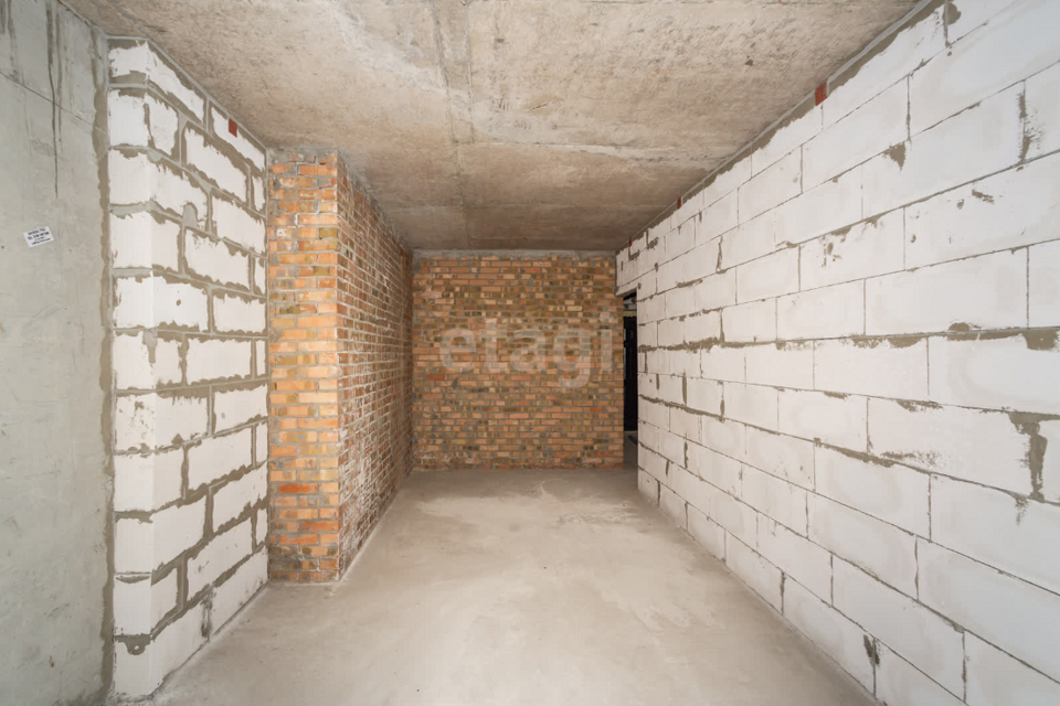 Продаётся 1-комнатная квартира, 51.9 м²