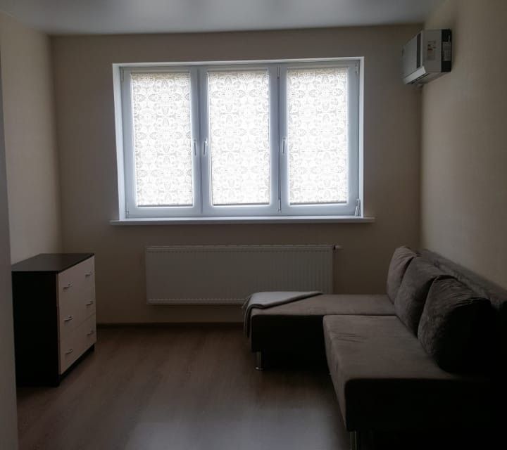 Сдаётся 2-комнатная квартира, 67 м²