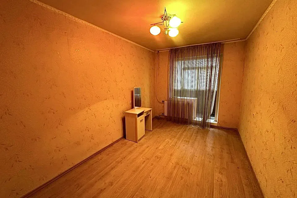 Продаётся 3-комнатная квартира, 76 м²