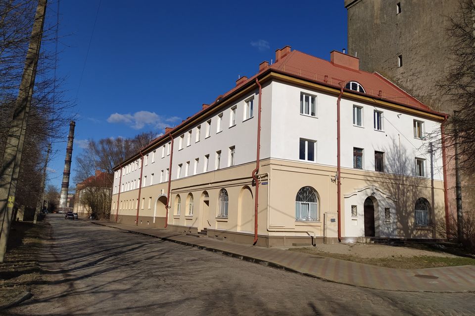 Продаётся 2-комнатная квартира, 66.8 м²