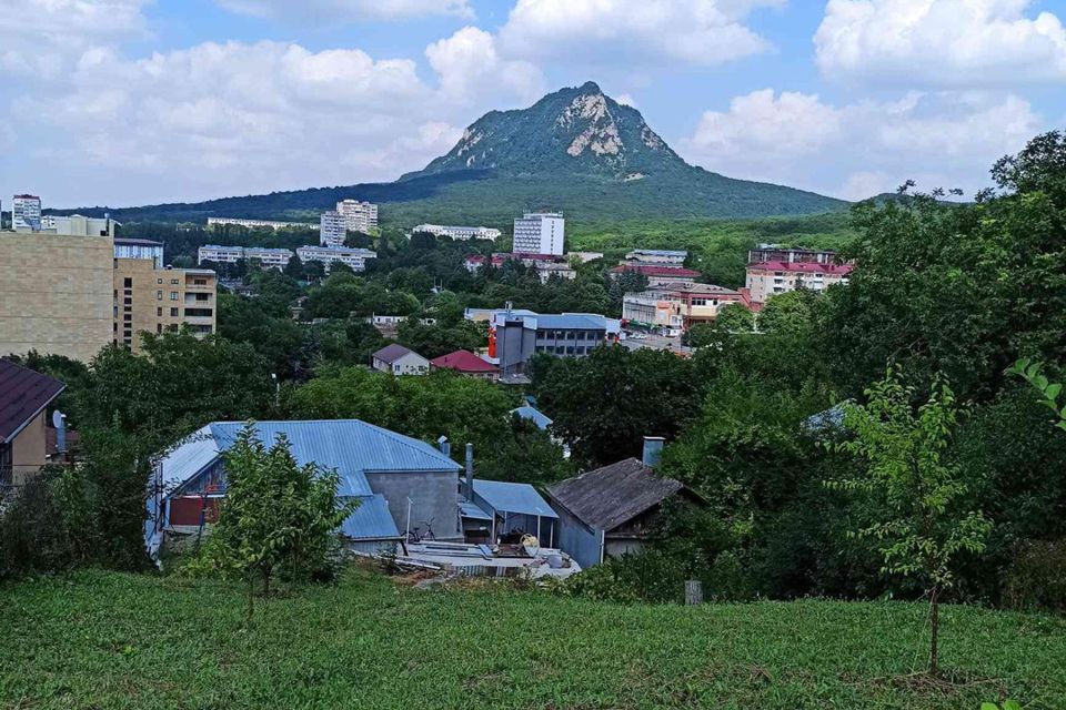 Дом в железноводске ставропольского края. Гора Шелудивая Лермонтов. Гора Шелудивая Пятигорск. Гора Шелудивая КМВ. Гора Бештау Лермонтов.