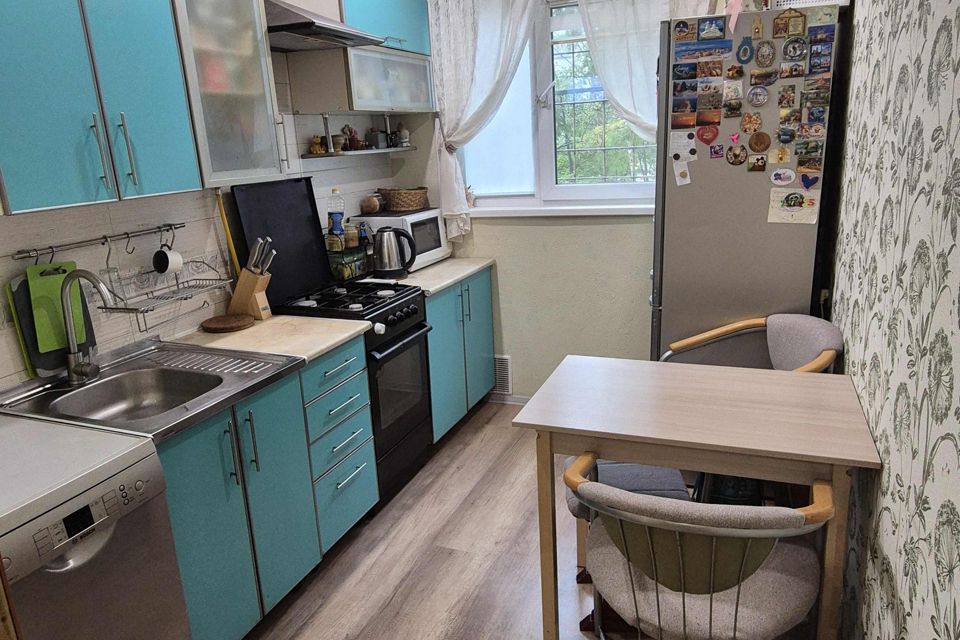 Продаётся 3-комнатная квартира, 56.5 м²