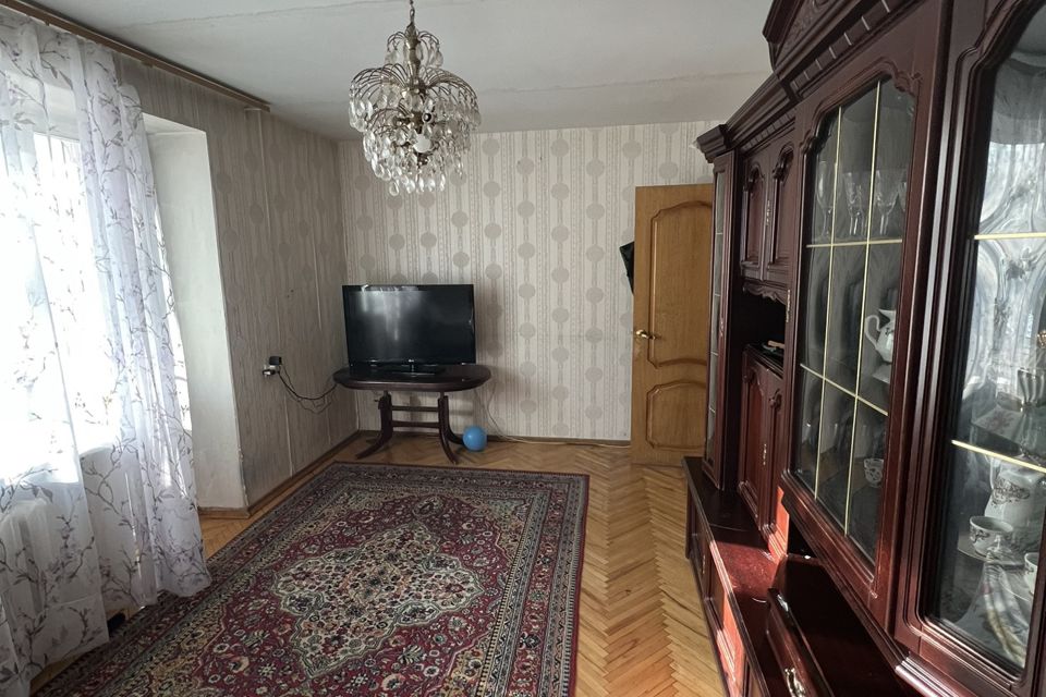 Продаётся 2-комнатная квартира, 43.8 м²