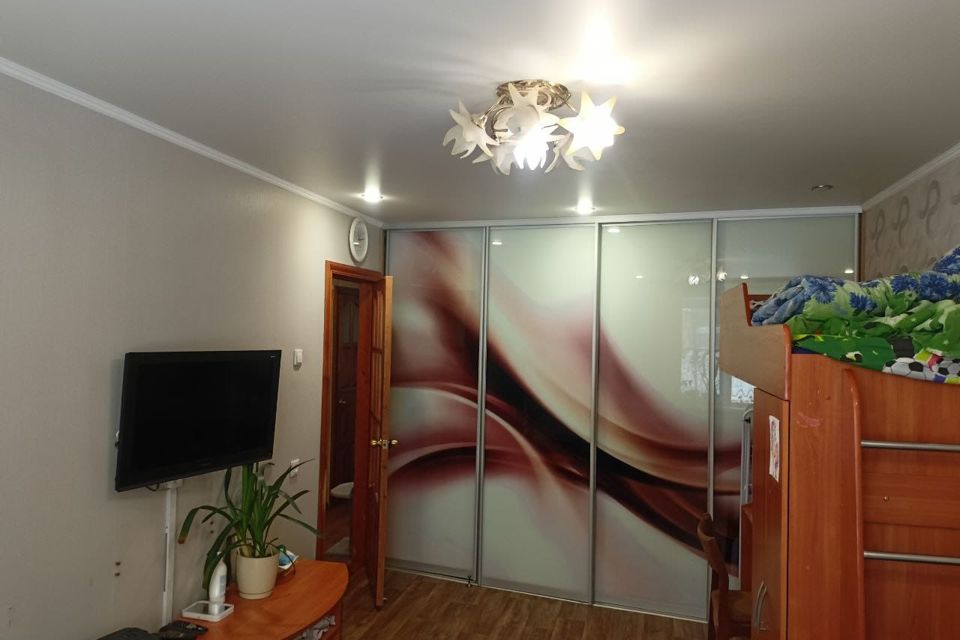 Продаётся 3-комнатная квартира, 61.4 м²