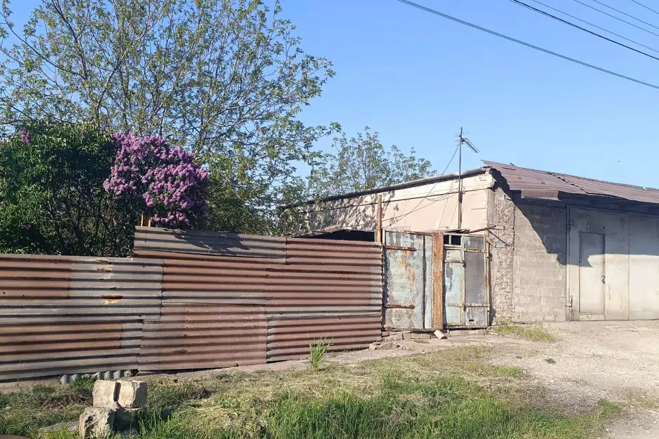Продаётся гараж, 111 м²