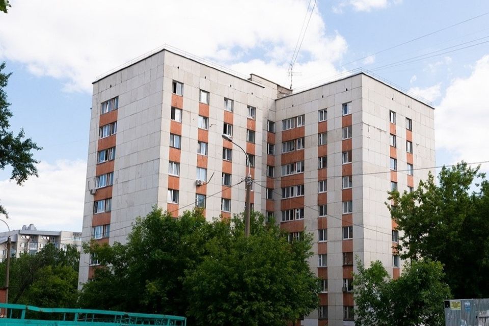 Продаётся комната в 2-комн. квартире, 14 м²