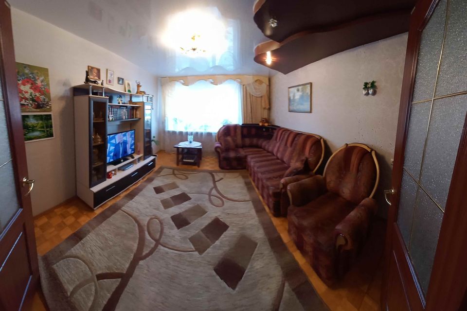 Продаётся 3-комнатная квартира, 64.4 м²
