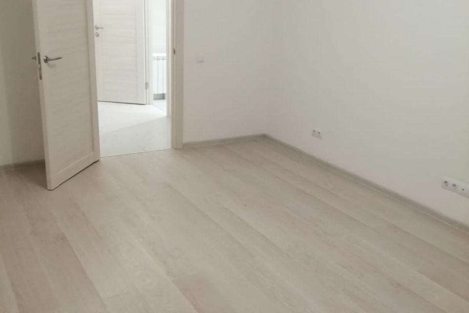 Продаётся 2-комнатная квартира, 65 м²